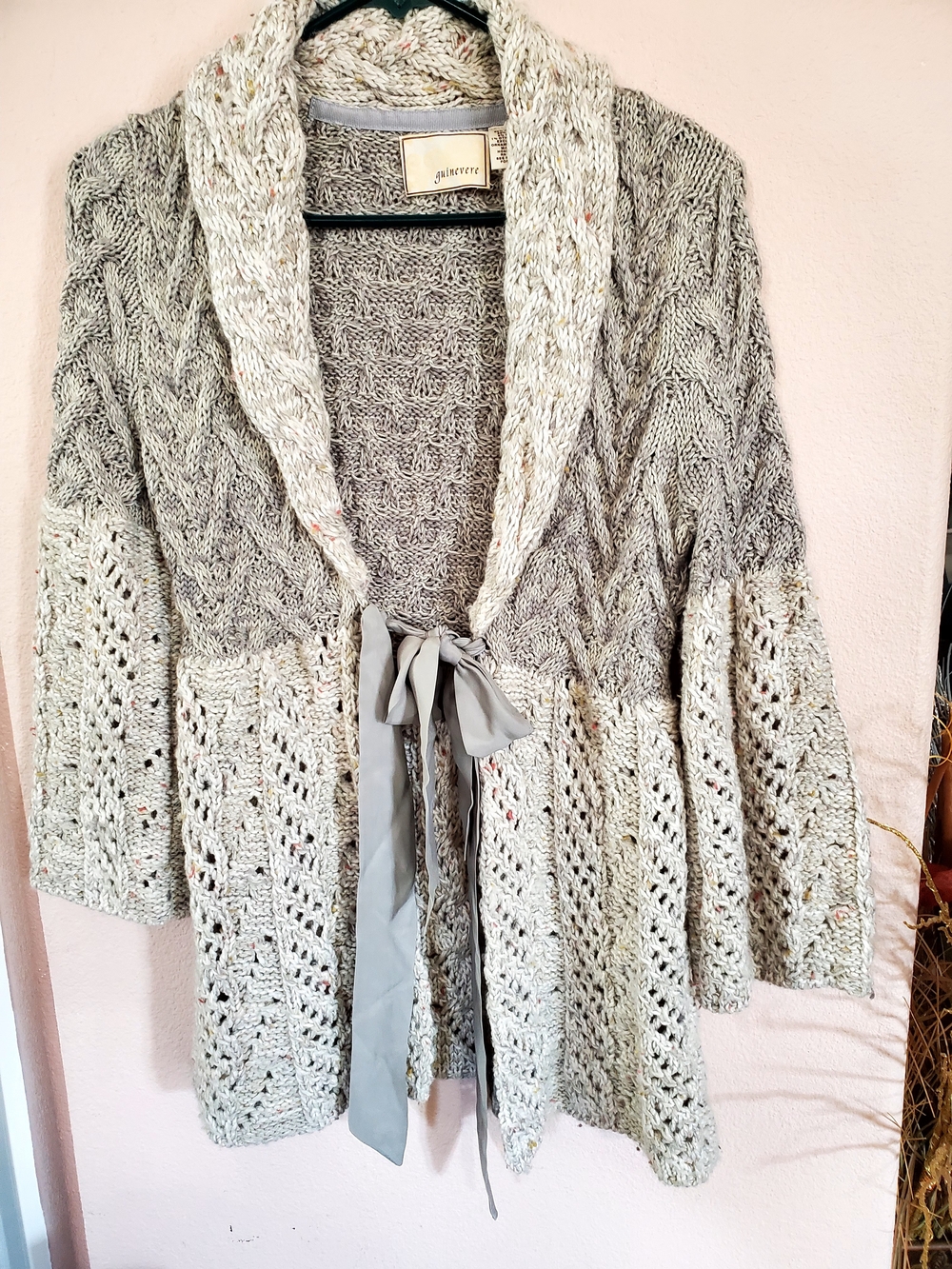 Anthropologie Guinevere Wool Blend Vtg Cream & Gray Cable Knit Cardigan S/Runs M - Picture 6 of 9
